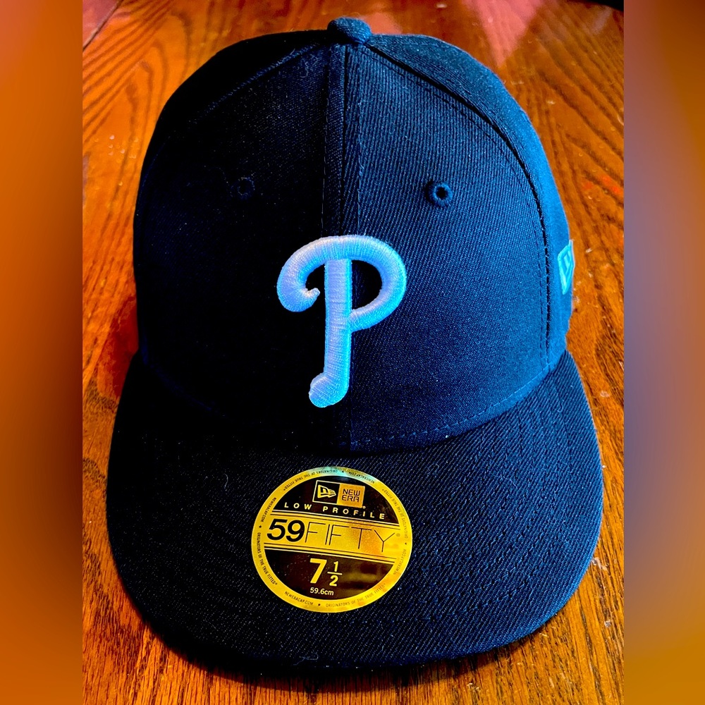 Brand new - New Era 59fifty low profile Phillies cap. Black. 7 1/2 fitted.
